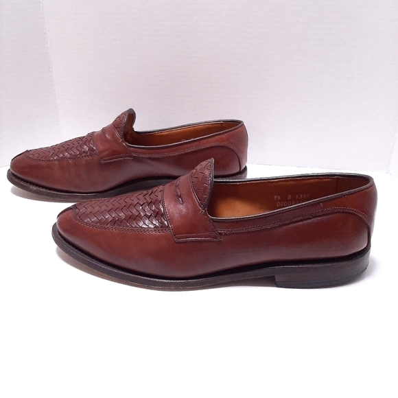 Allen Edmonds Mens Loafers Woven Split Toe Brown Foley Size 9.5 D main image 9